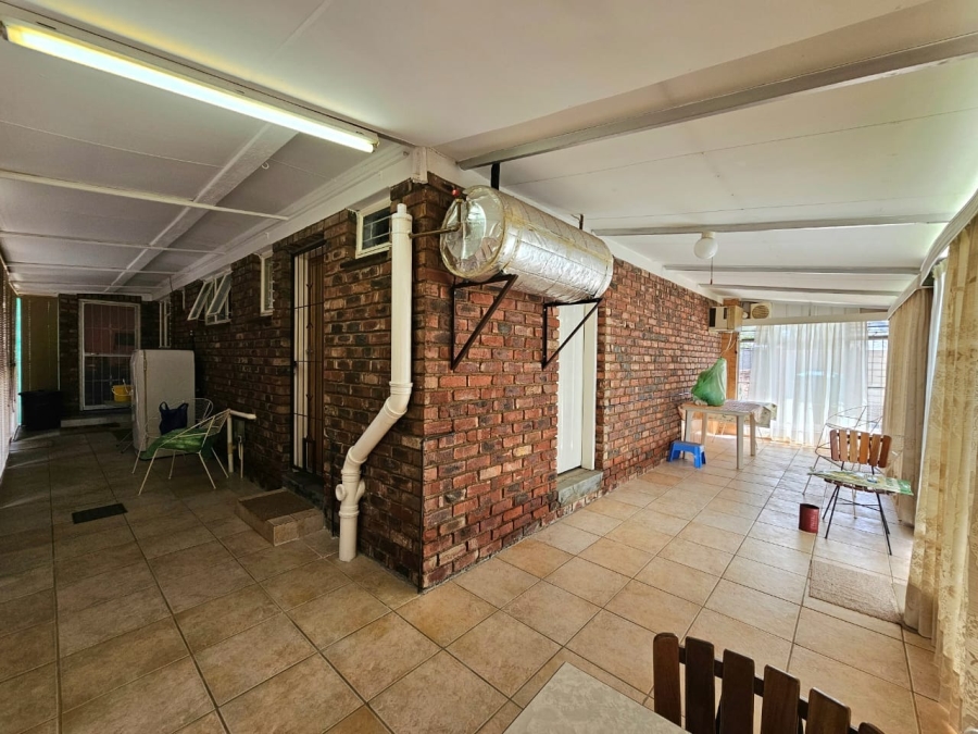 3 Bedroom Property for Sale in Potchefstroom North West